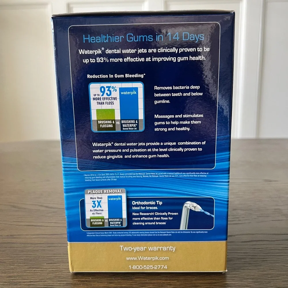 Waterpik Ultra Dental Water Jet WP-100W White Blue 10 Settings 6 Tips New Box